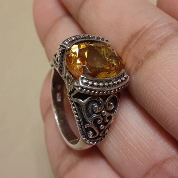 925 Artisan Crafted Citrine Ring. PRICE IS FIRM. - Picture 6 of 8